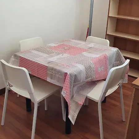 מלון דירות Dina