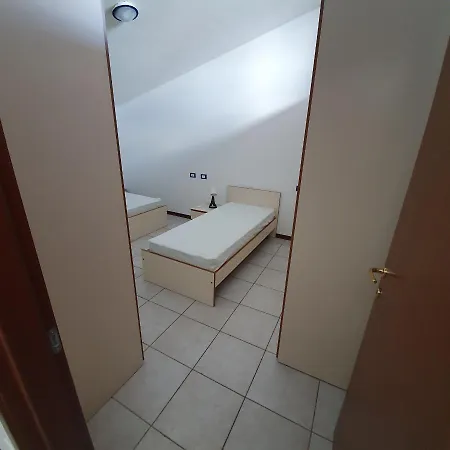 Appart hôtel Dina *