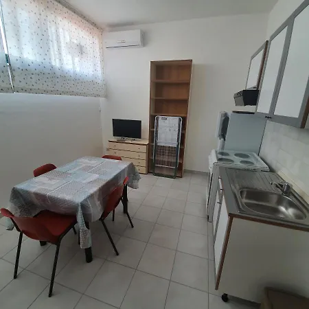 Dina Aparthotel