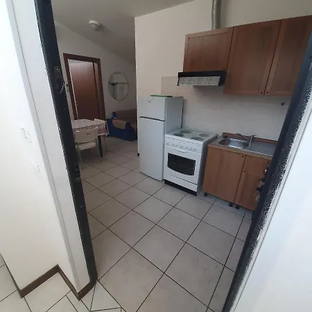 Aparthotel Dina