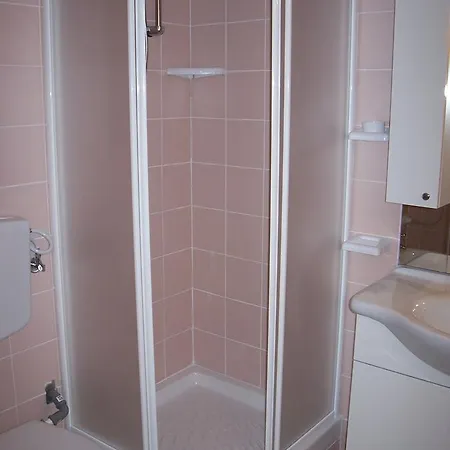 Dina Appart hôtel *